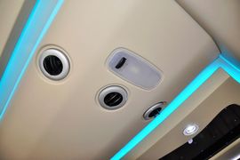 2010款奔驰凌特3.5L