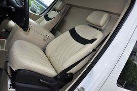 2010款奔驰凌特3.5L