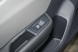 2026款雪铁龙凡尔赛C5