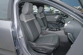 2026款雪铁龙凡尔赛C5