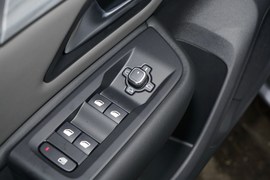 2026款雪铁龙凡尔赛C5