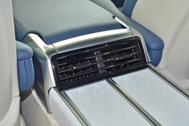 2025款路虎揽胜