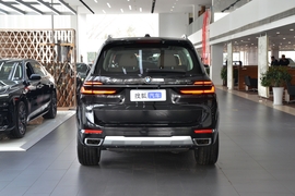 2026款宝马X7