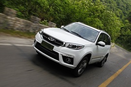 奇瑞瑞虎3外出试驾实拍