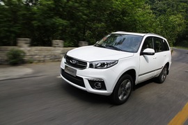 奇瑞瑞虎3外出试驾实拍