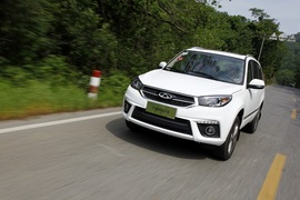 奇瑞瑞虎3外出试驾实拍