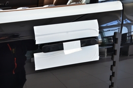 2026款路虎揽胜