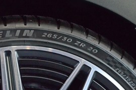 2026款奔驰AMG