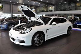 2014款保时捷Panamera