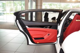 2014款保时捷Panamera
