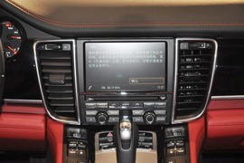 2014款保时捷Panamera