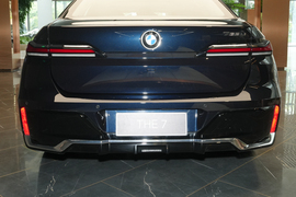 2026款宝马735Li