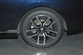 2026款宝马735Li