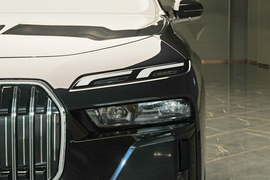 2026款宝马735Li