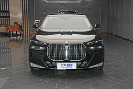 2026款宝马735Li