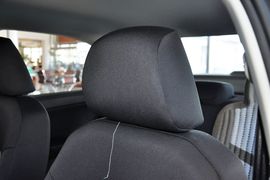 2013款斯柯达昕锐1.6L手动乐选型