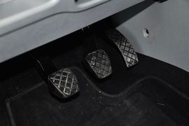 2013款斯柯达昕锐1.6L手动乐选型