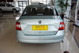 2013款斯柯达昕锐1.6L手动乐选型