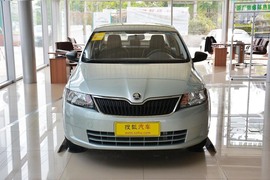 2013款斯柯达昕锐1.6L手动乐选型