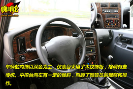 2009款上海英伦TX4试驾