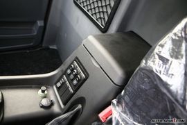 2009款上海英伦TX4试驾