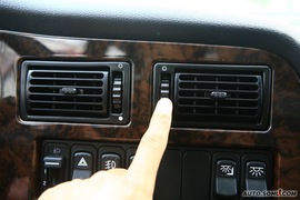 2009款上海英伦TX4试驾