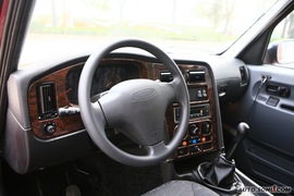 2009款上海英伦TX4试驾