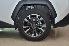 2026款丰田RAV4荣放