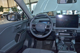 2026款丰田RAV4荣放