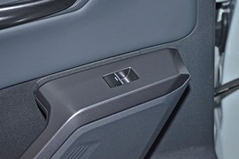 2026款丰田RAV4荣放