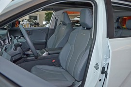 2026款丰田RAV4荣放