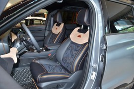 2027款福特探险者