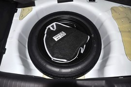 2014款现代瑞奕1.4L自动GLX