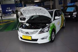 2014款现代瑞奕1.4L自动GLX