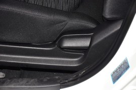 2014款现代瑞奕1.4L自动GLX