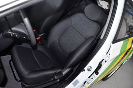 2014款现代瑞奕1.4L自动GLX