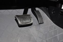 2014款现代瑞奕1.4L自动GLX