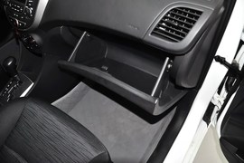 2014款现代瑞奕1.4L自动GLX
