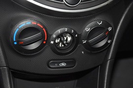 2014款现代瑞奕1.4L自动GLX