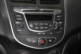 2014款现代瑞奕1.4L自动GLX