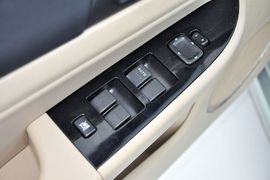 2013款奔腾B50