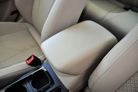 2013款奔腾B50