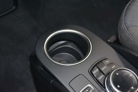 2013款宝马i3纯电动版