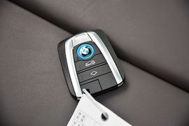 2013款宝马i3增程式混合动力版