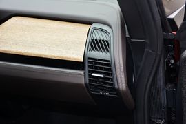 2013款宝马i3增程式混合动力版