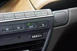 2013款宝马i3增程式混合动力版