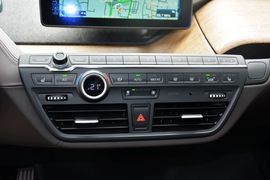 2013款宝马i3增程式混合动力版