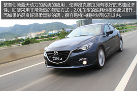 外出试驾全新马自达3昂克赛拉