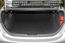 外出试驾全新马自达3昂克赛拉