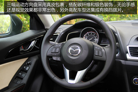 外出试驾全新马自达3昂克赛拉